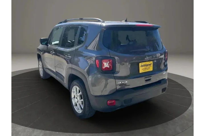 $11600 : 2019 Renegade Latitude image 5