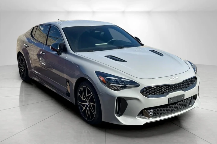$28995 : Kia Stinger 2022 GT-Line 4dr image 1