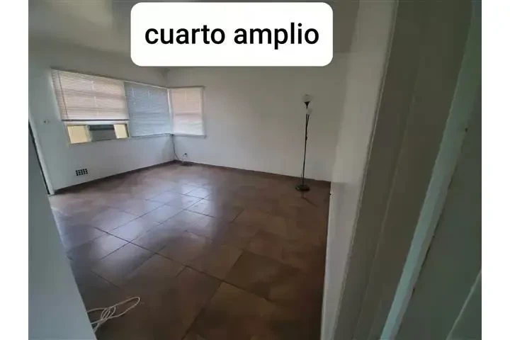 $1385 : MONTEBELLO RENTO CUARTO image 2