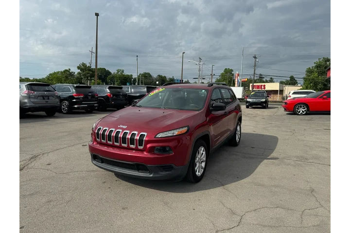 $5980 : 2016 Cherokee FWD 4dr Sport image 6