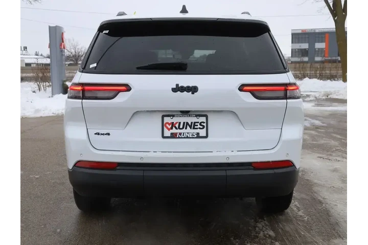 $29990 : Jeep Grand Cherokee L 2024 4 image 8