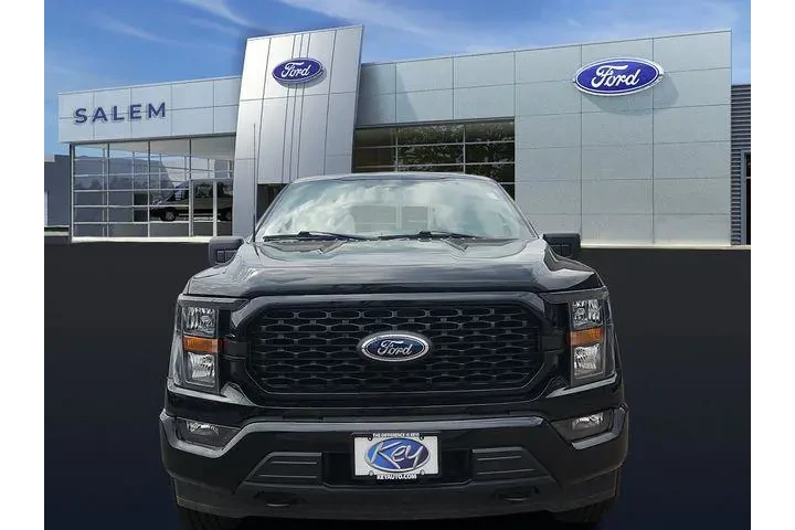 $39667 : Ford F-150 2023 4x4 XL 4dr S image 7