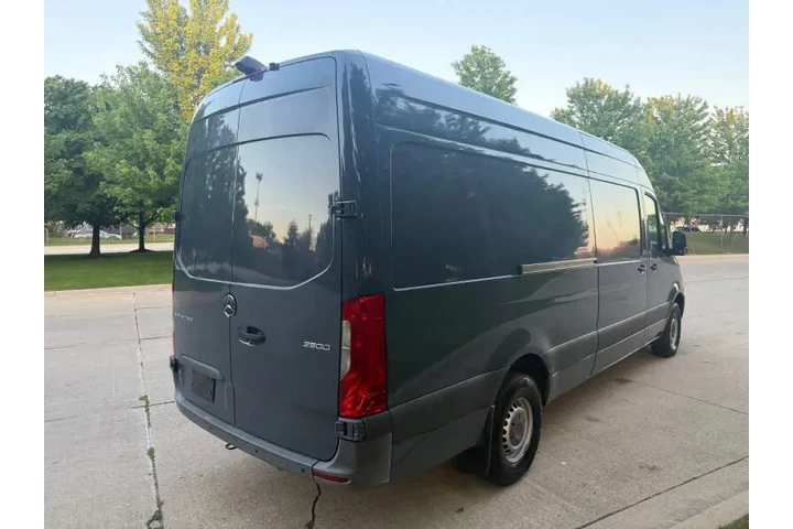 $27997 : 2019 Mercedes-Benz Sprinter 2 image 7
