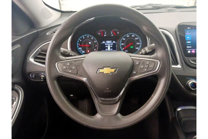 $14599 : Chevrolet Malibu 2019 LT 4dr image 10