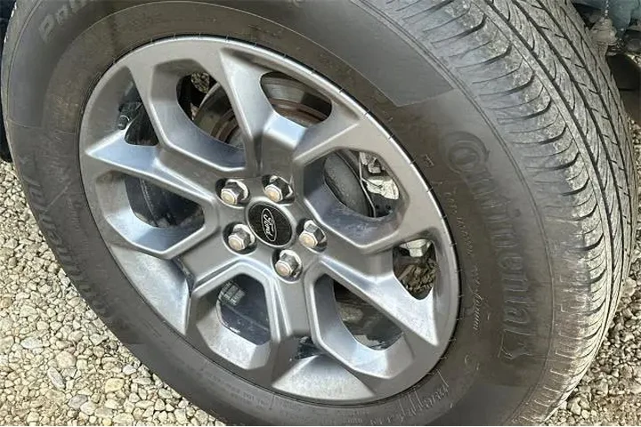 $33412 : Ford Maverick 2025 AWD XLT 4 image 8