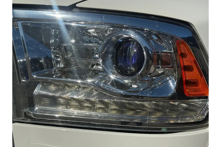 $34989 : Ram 2500 2018 4x4 Laramie 4d image 9