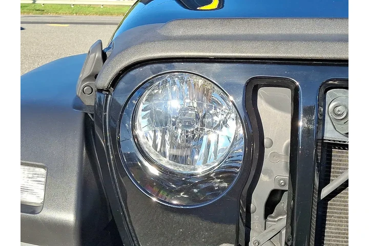 $31599 : Jeep Wrangler Unlimited 2022 image 9