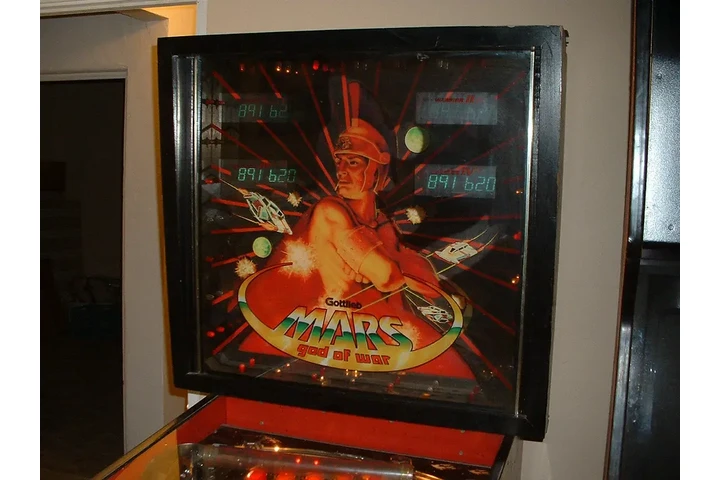 $600 : Old God of war PinBall machine image 1