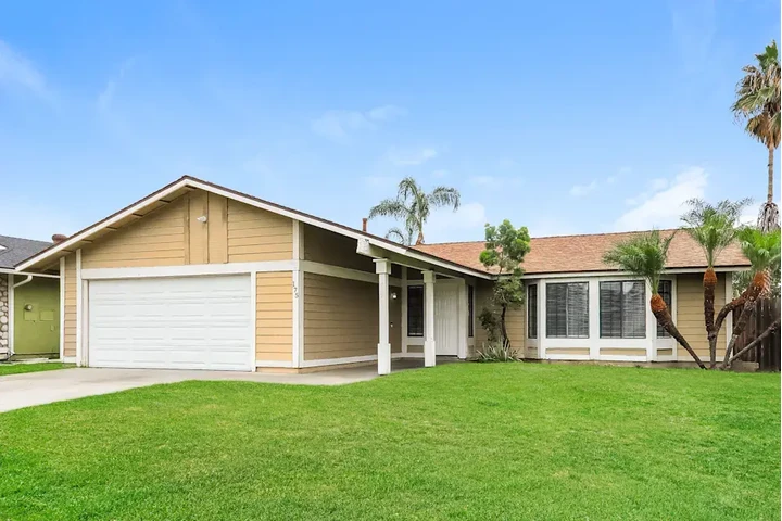$2500 : 3 bedroom House in Koreatown image 1