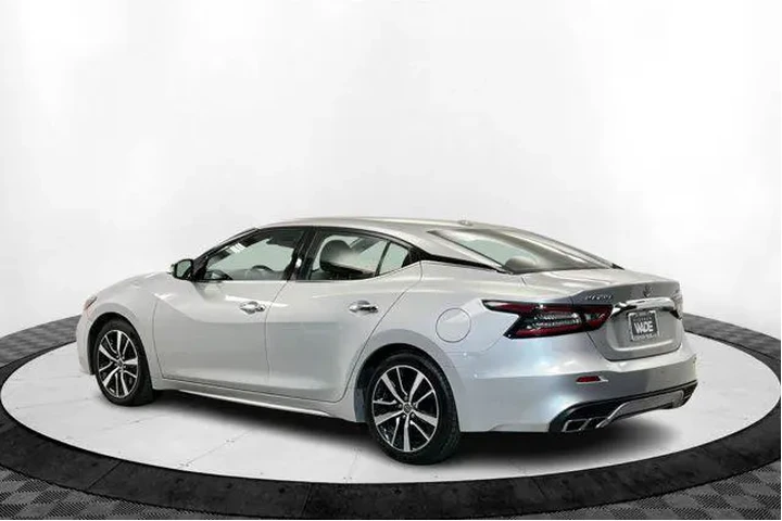 $27995 : Nissan Maxima 2023 3.5 SV 4d image 3