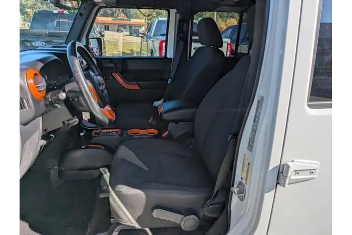 $21533 : Jeep Wrangler Unlimited 2015 image 10