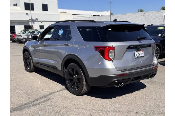 $39991 : Ford Explorer 2024 AWD ST 4d image 7