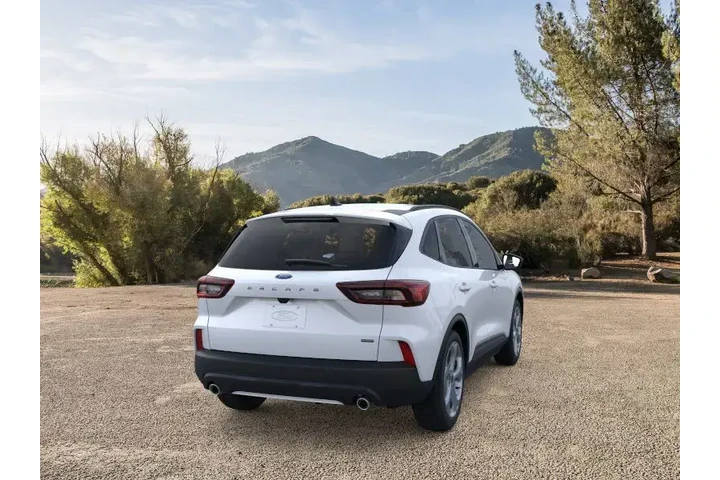 $26979 : Ford Escape Hybrid 2025 ST-L image 8