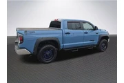 $39998 : Toyota Tundra 2019 4x4 SR5 4 thumbnail