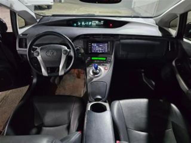 $11995 : 2013 TOYOTA PRIUS2013 TOYOTA image 10