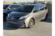 $22588 : Toyota Sienna 2018 XLE 8-Pas thumbnail