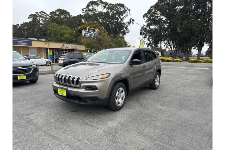 $10999 : 2016 Cherokee Sport image 3