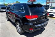 $33299 : 2021 Grand Cherokee Overland thumbnail