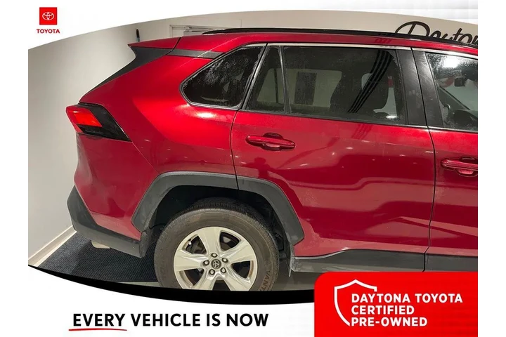$23000 : Toyota RAV4 2021 XLE 4dr SUV image 4