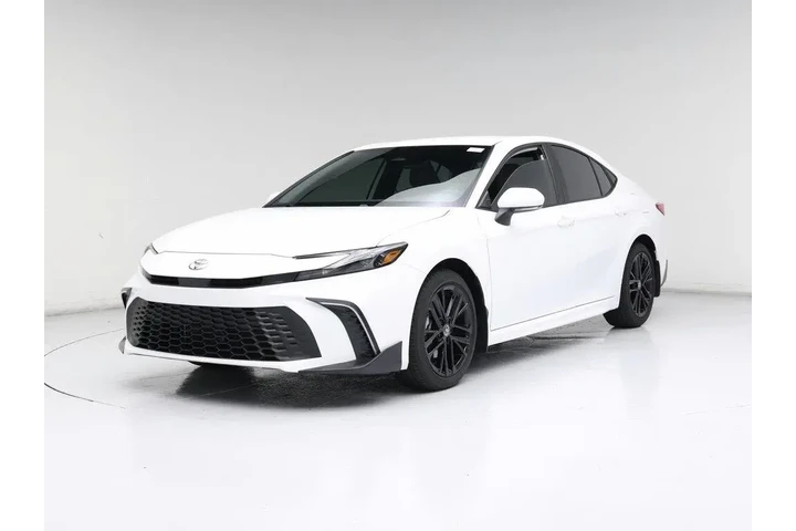 $33998 : Toyota Camry 2026 SE 4dr Sed image 4