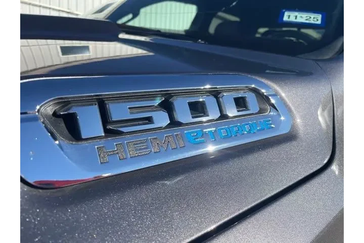 $28700 : Ram 1500 2024 4x2 Tradesman image 6
