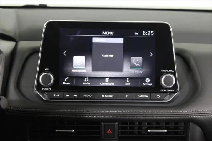 $27987 : Nissan Rogue 2026 AWD SV 4dr image 9