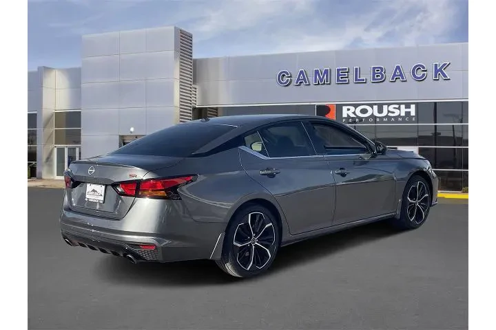 $20652 : Nissan Altima 2024 2.5 SR 4d image 5