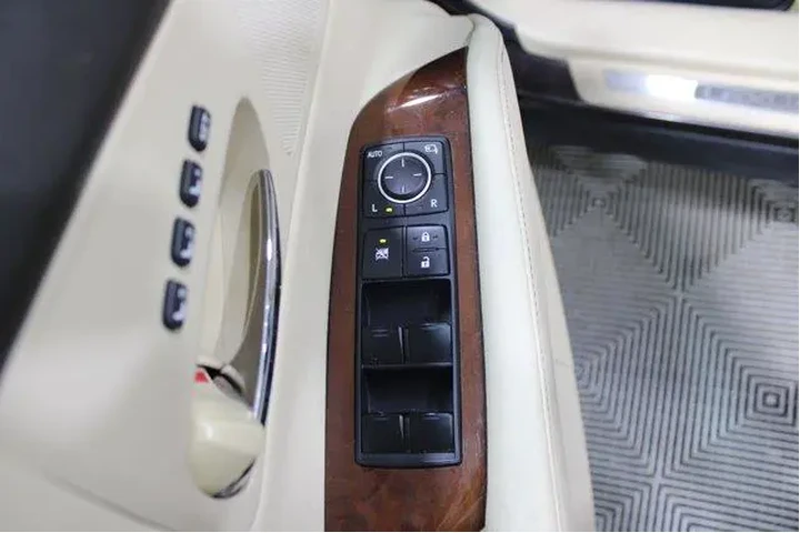 $17982 : Lexus RX 350 2013 AWD 4dr SU image 6