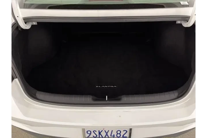 $17997 : Hyundai ELANTRA 2022 SEL 4dr image 10