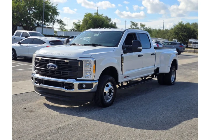 $40000 : FORD F350 SUPER DUTY CREW CAB image 2
