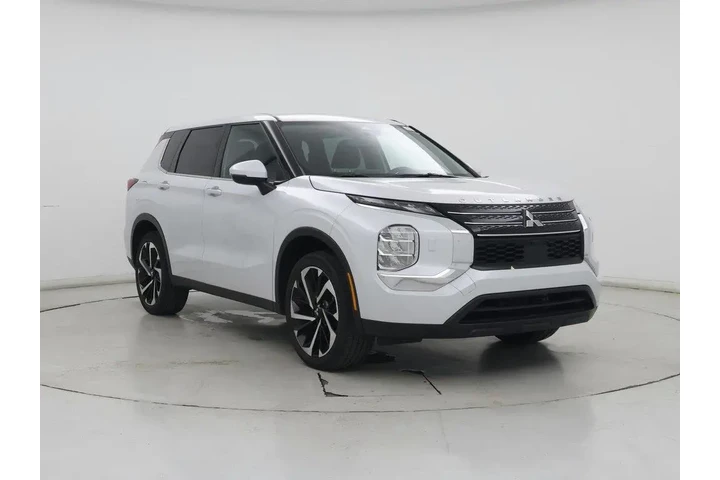 $23998 : Mitsubishi Outlander 2022 AW image 1