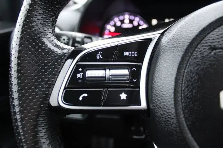 $17986 : Kia Forte 2023 GT-Line 4dr S image 7