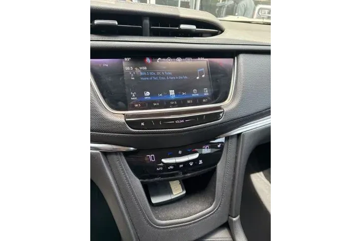 $17499 : Cadillac XT5 2017 Luxury 4dr image 4
