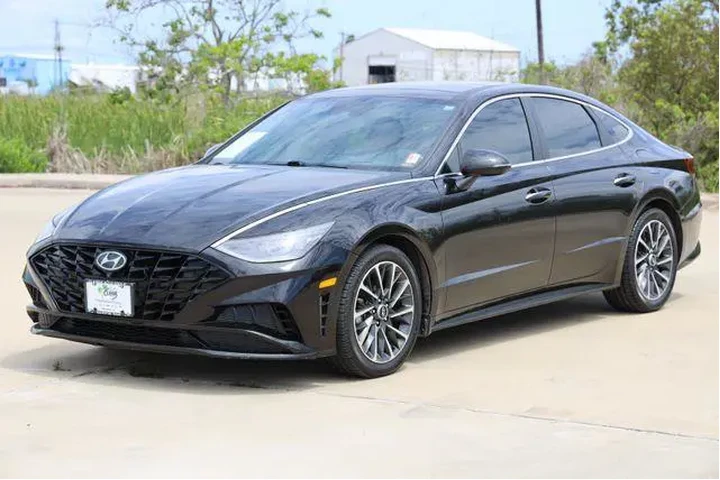 $19647 : Hyundai SONATA 2021 Limited image 3