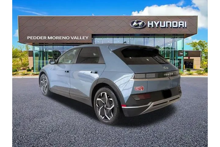 $25043 : Hyundai IONIQ 5 2024 SEL 4dr image 6