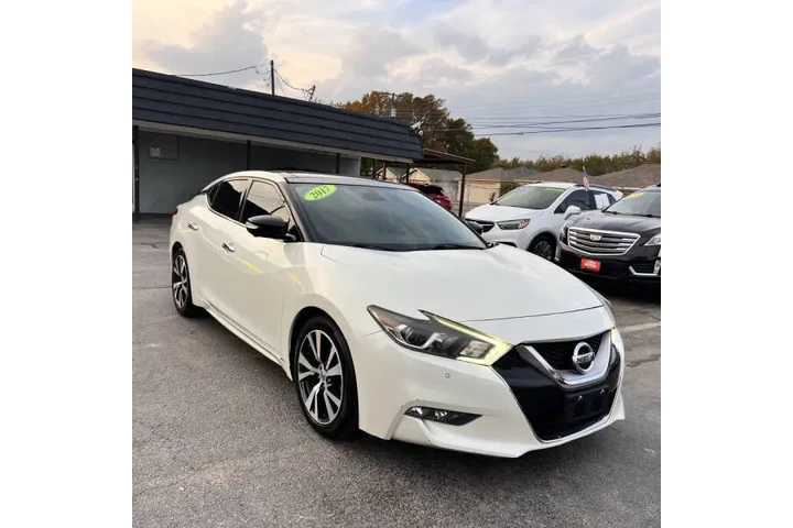$16999 : 2017 Maxima 3.5 S image 5