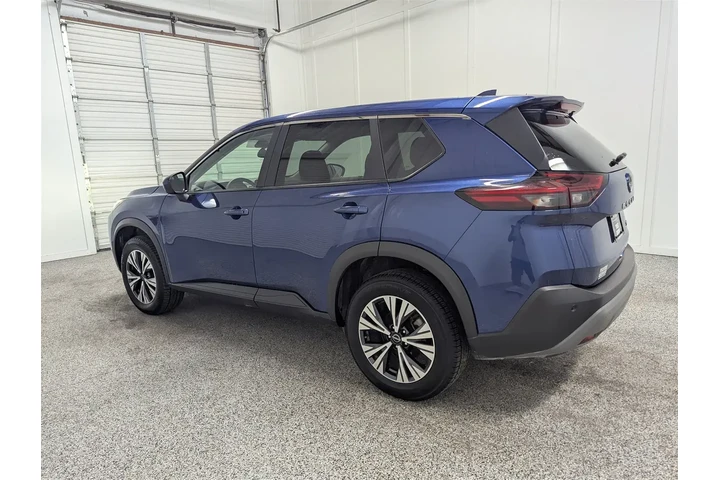 $21997 : Nissan Rogue 2023 SV 4dr Cro image 4