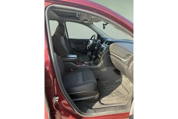$12333 : Chevrolet Traverse 2017 LT 4 image 3