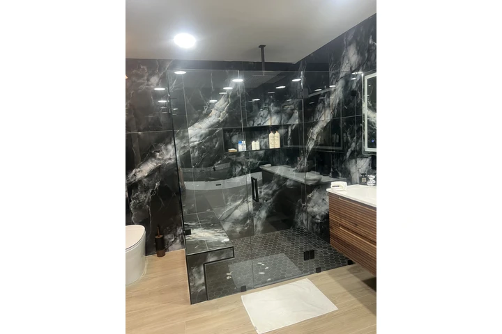 Compañía de remodelación image 4