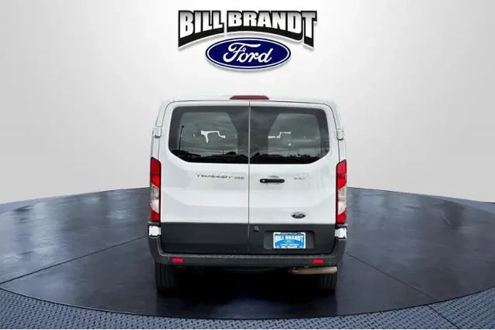 $30881 : Ford Transit 2022 350 XL 3dr image 7