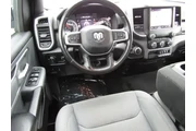 $28988 : Ram 1500 2022 4x4 Big Horn 4 thumbnail