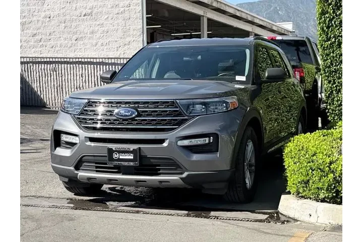 $29888 : Ford Explorer 2022 XLT 4dr S image 3