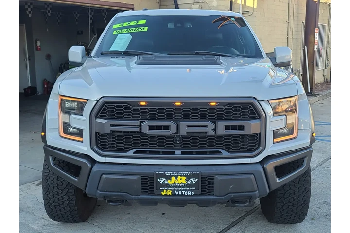 $38995 : 2017 F-150 Raptor SuperCrew 4 image 2