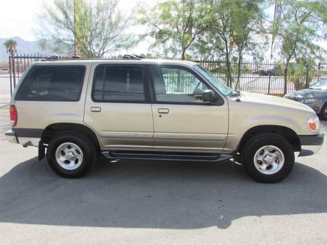 $4995 : 1999 Explorer XLT image 3