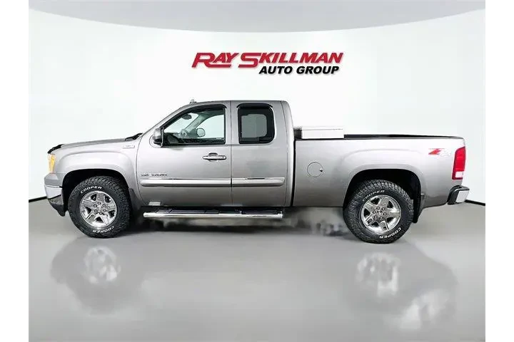 $13975 : GMC Sierra 1500 2013 4x4 SLT image 4