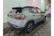 $27260 : Jeep Compass 2022 4x4 Limite thumbnail