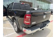 $32213 : Ram 1500 2019 4x4 Laramie Lo thumbnail