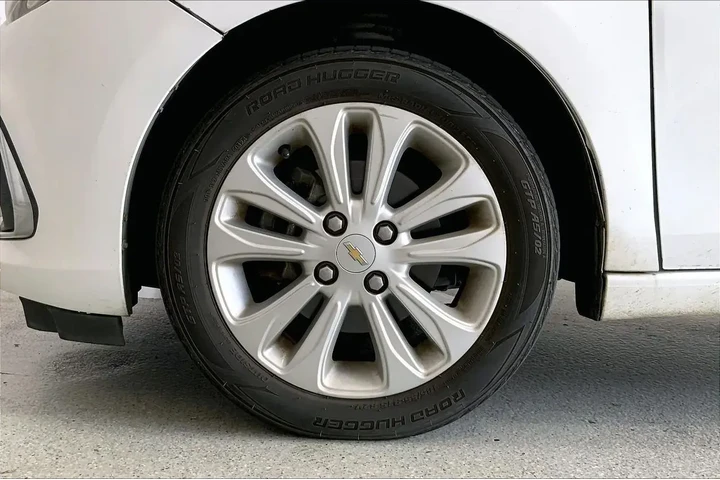 $7569 : Chevrolet Spark 2016 1LT Man image 6