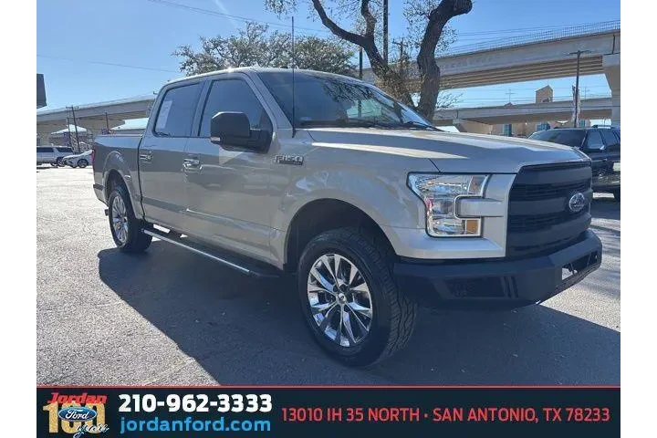 $24212 : Ford F-150 2017 4x2 XLT 4dr image 1