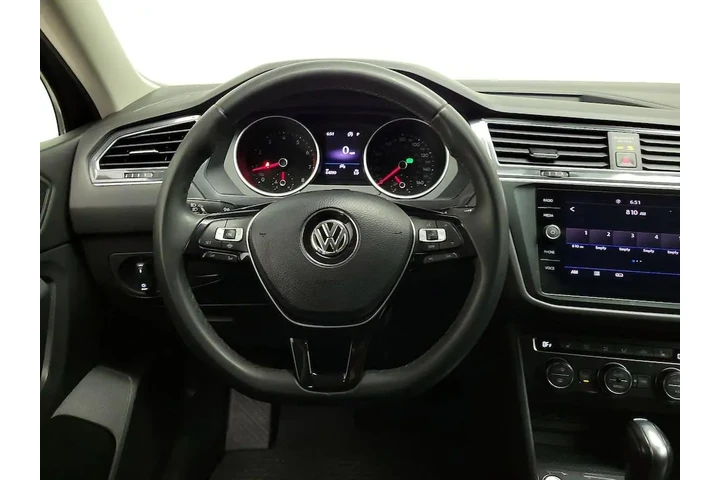 $15998 : Volkswagen Tiguan 2020 SE 4d image 10